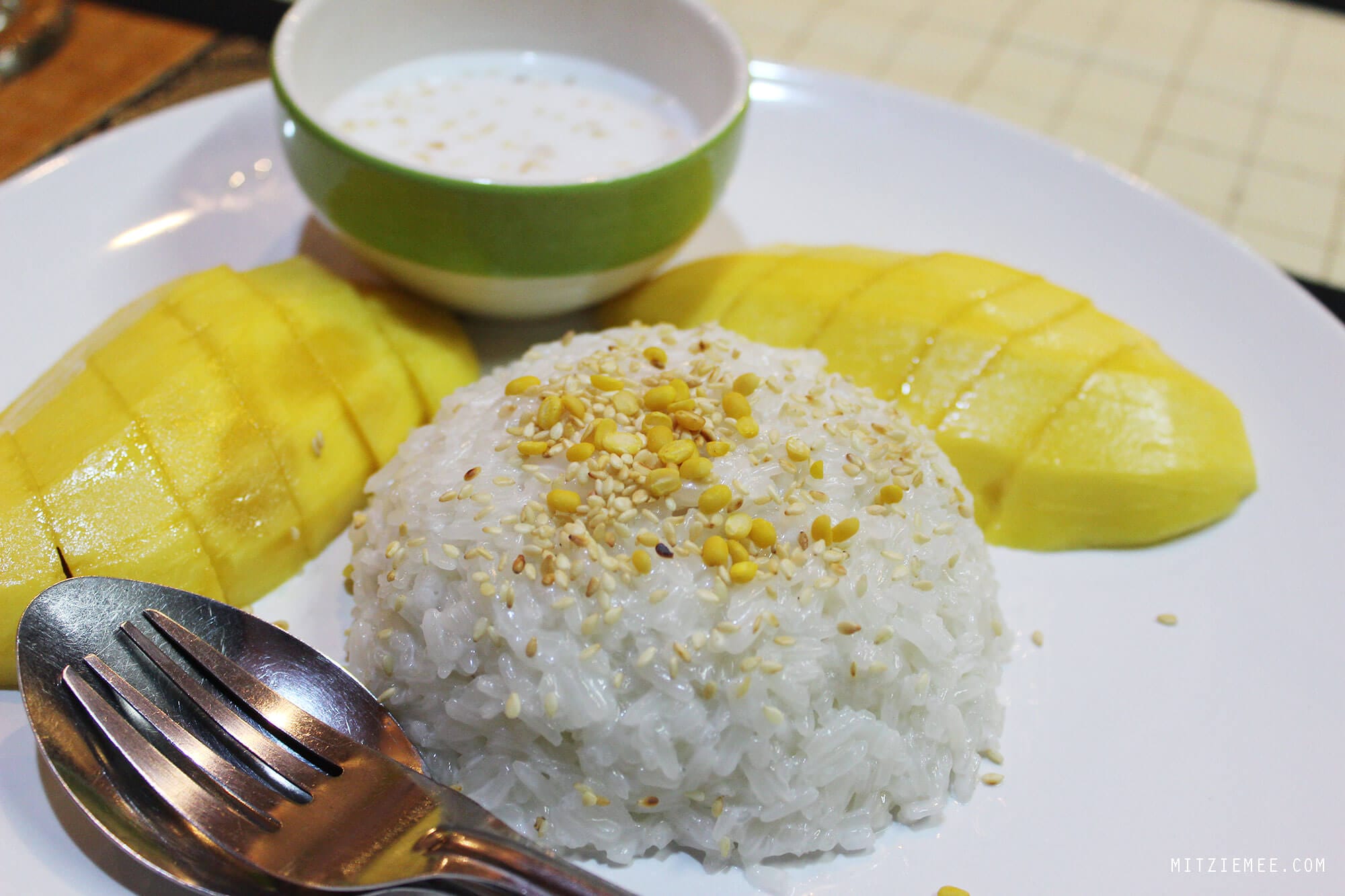 Restaurants in Karon beach, Phuket