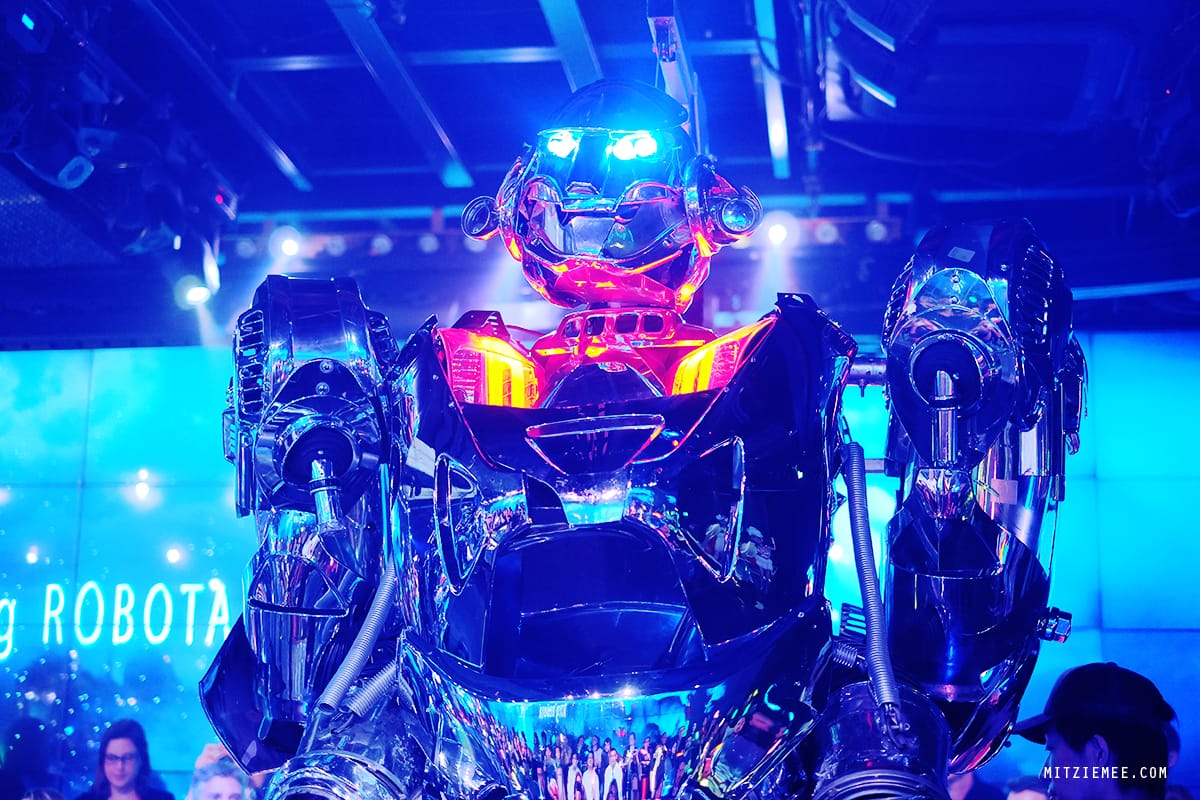 Robot Restaurant, Tokyo