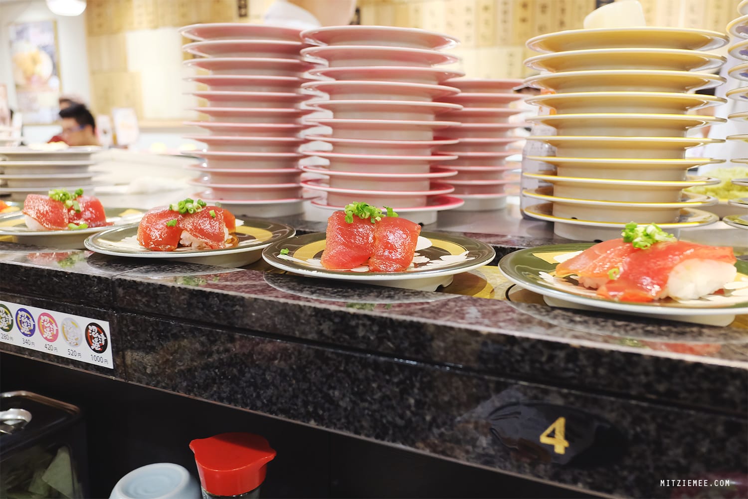 Numazuko, kaiten sushi in Tokyo