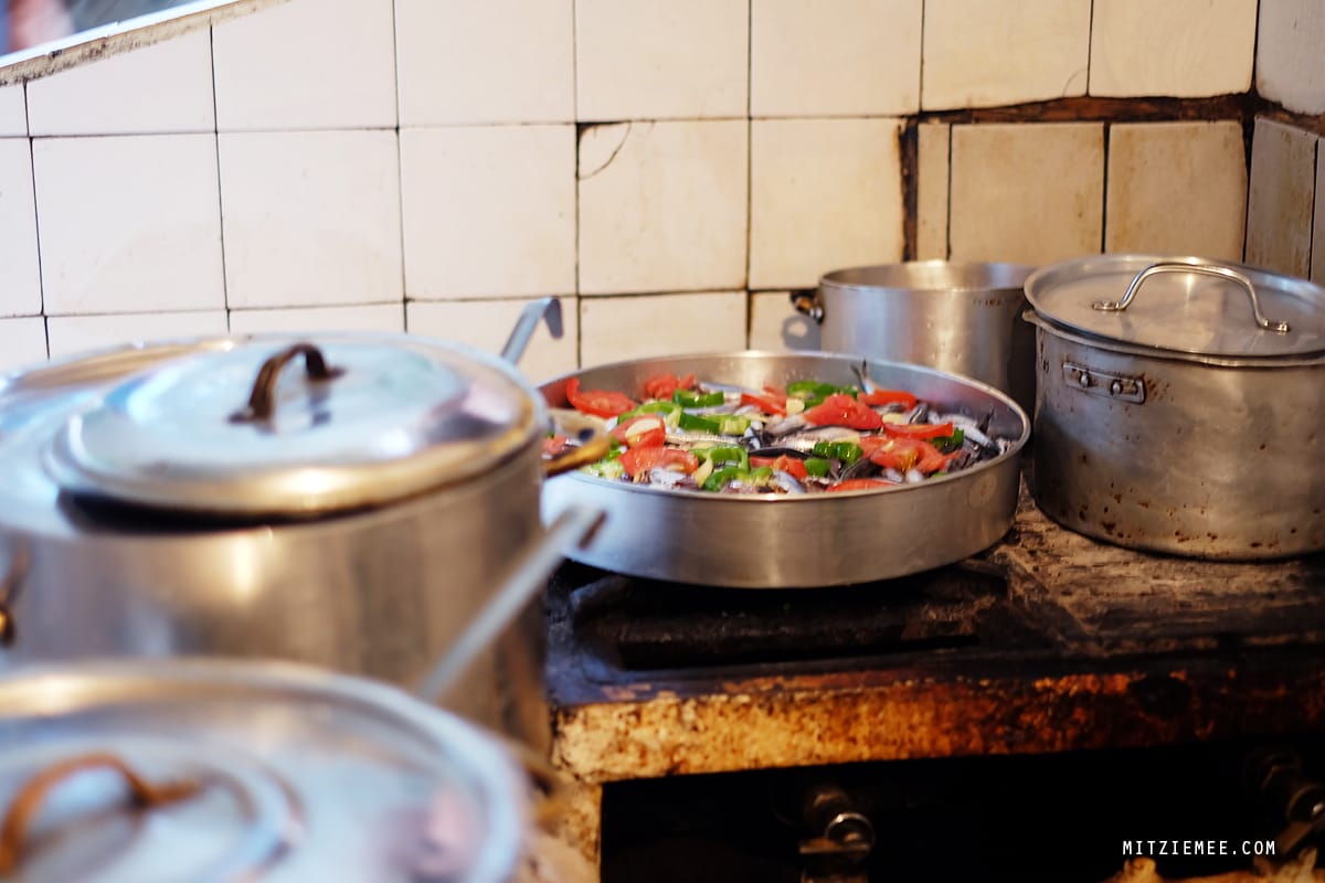 Diporto, underground restaurant, Athens Central Market
