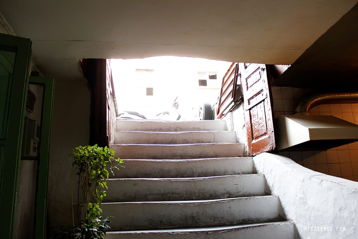 Diporto, underground restaurant, Athens Central Market