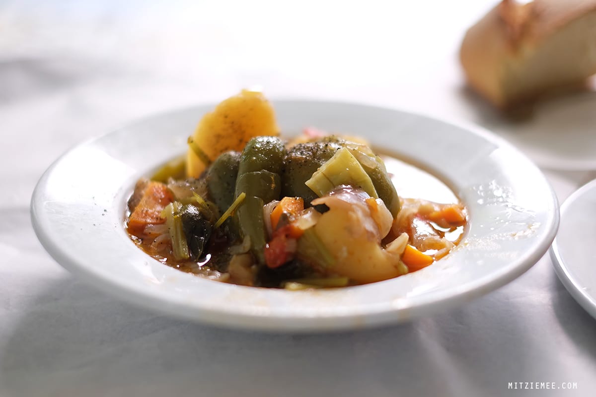 Diporto, underground restaurant, Athens Central Market