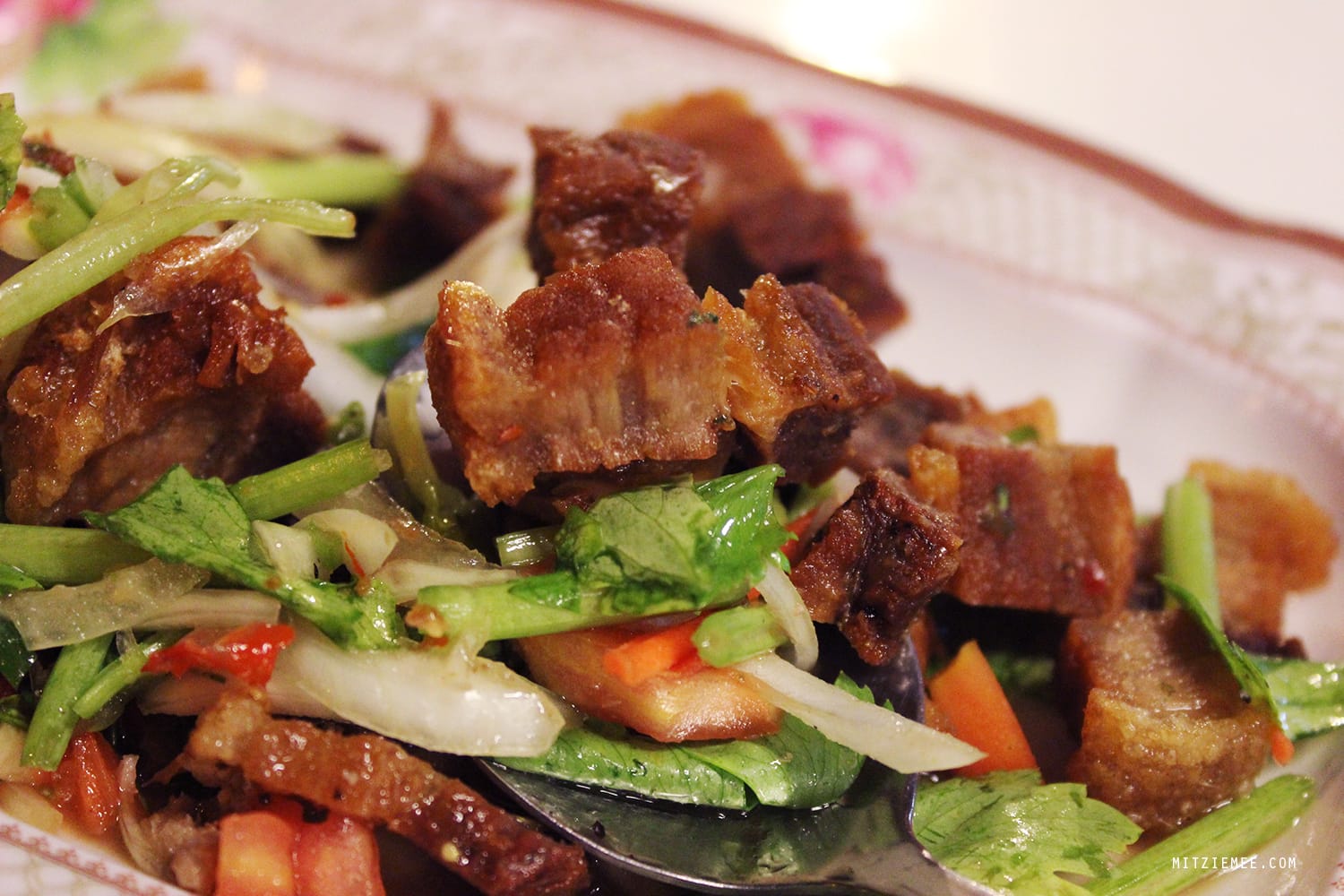 Esan Roysoaw, Karon Beach restaurant