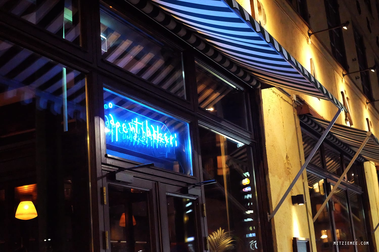 Reindeer pizza at Tranen, Oslo