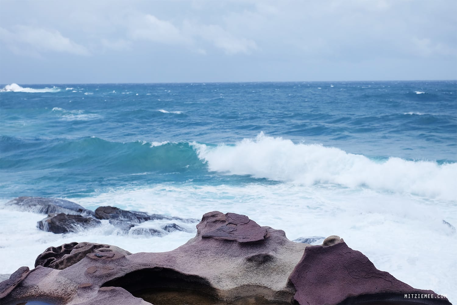 Walk from Bondi Beach to Bronte Beach, Sydney