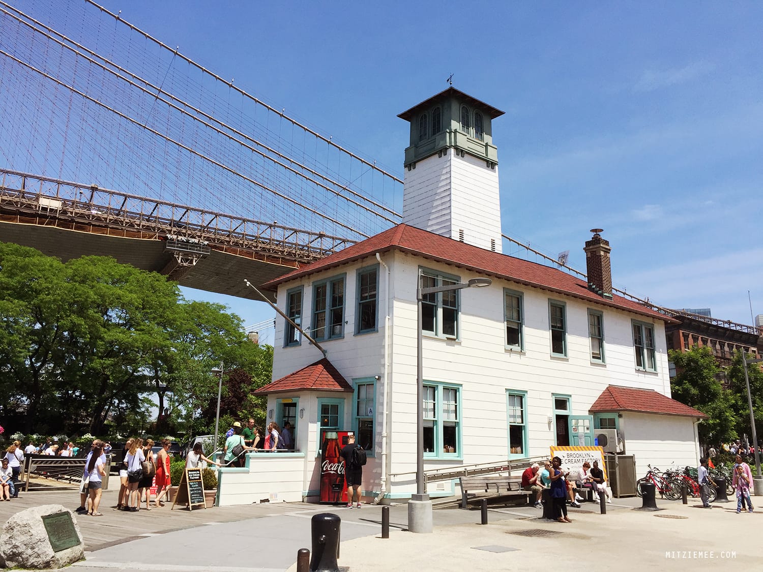 Brooklyn Ice Cream Factory, Brooklyn Bridge, New York