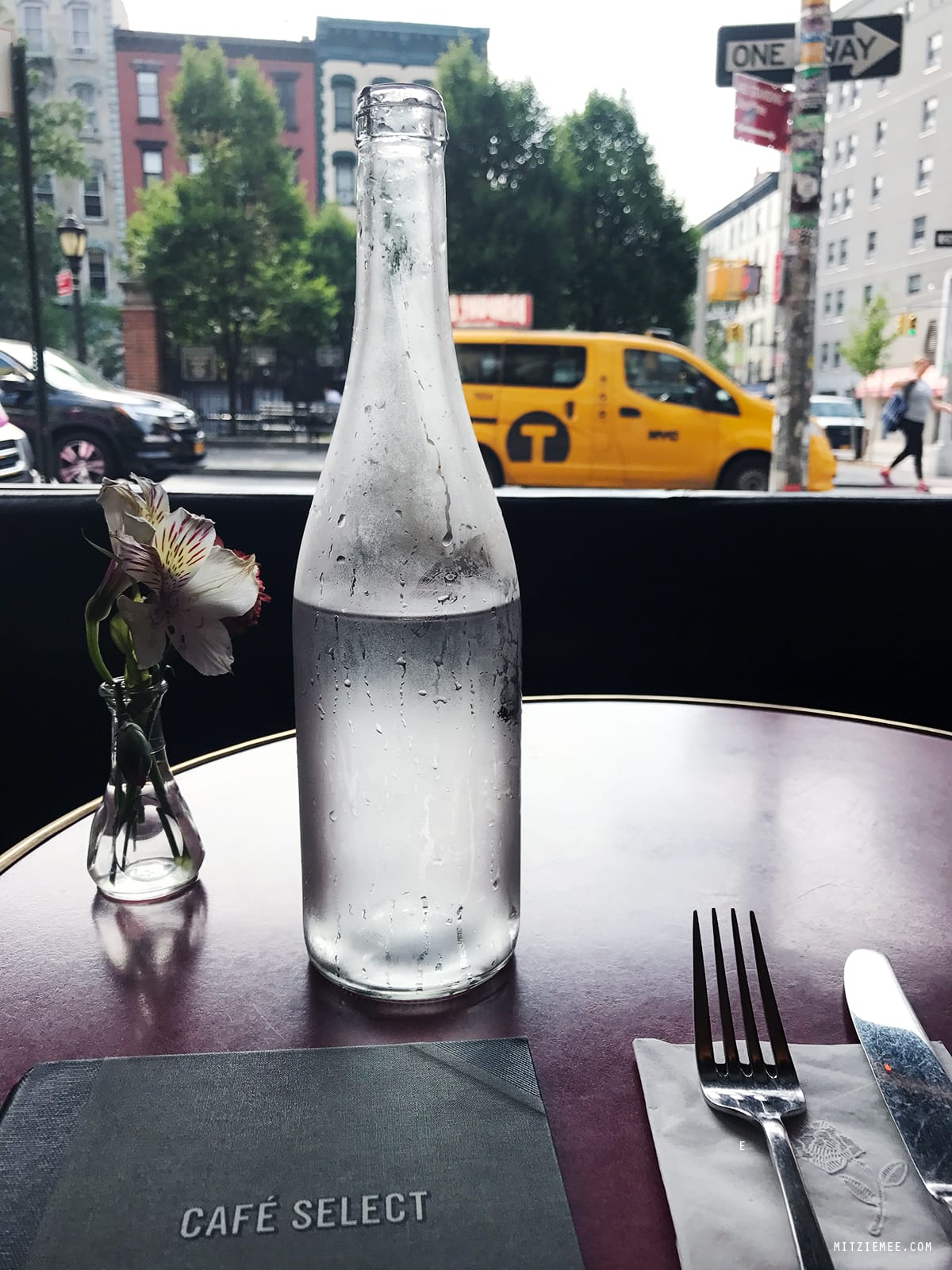 Cafe Select, Swiss restaurant, New York