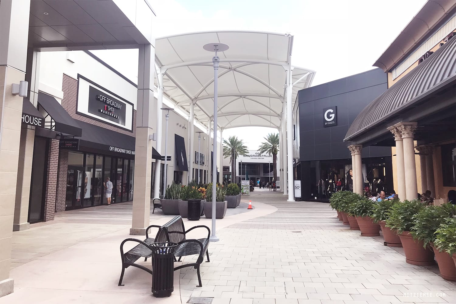 Sawgrass Mills, outlet shopping, Florida