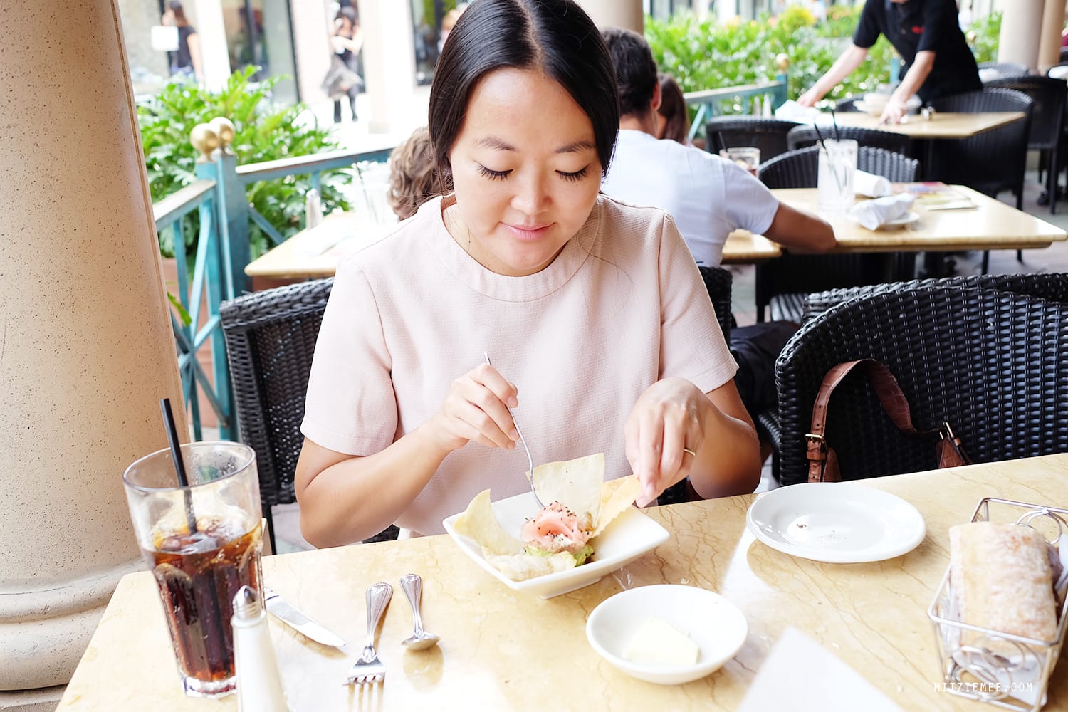 Sawgrass Mills, outlet shopping, Florida