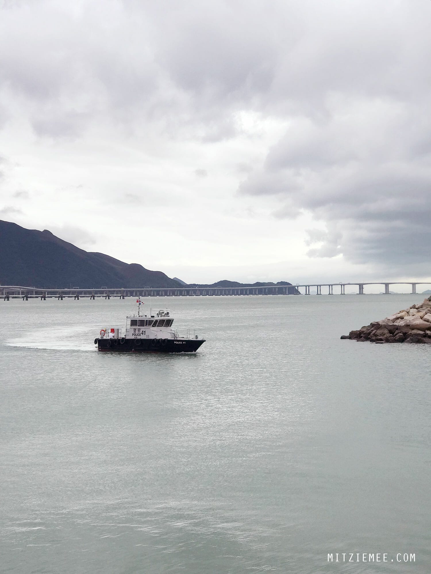 The plane spotting area runway 07L, Hong Kong