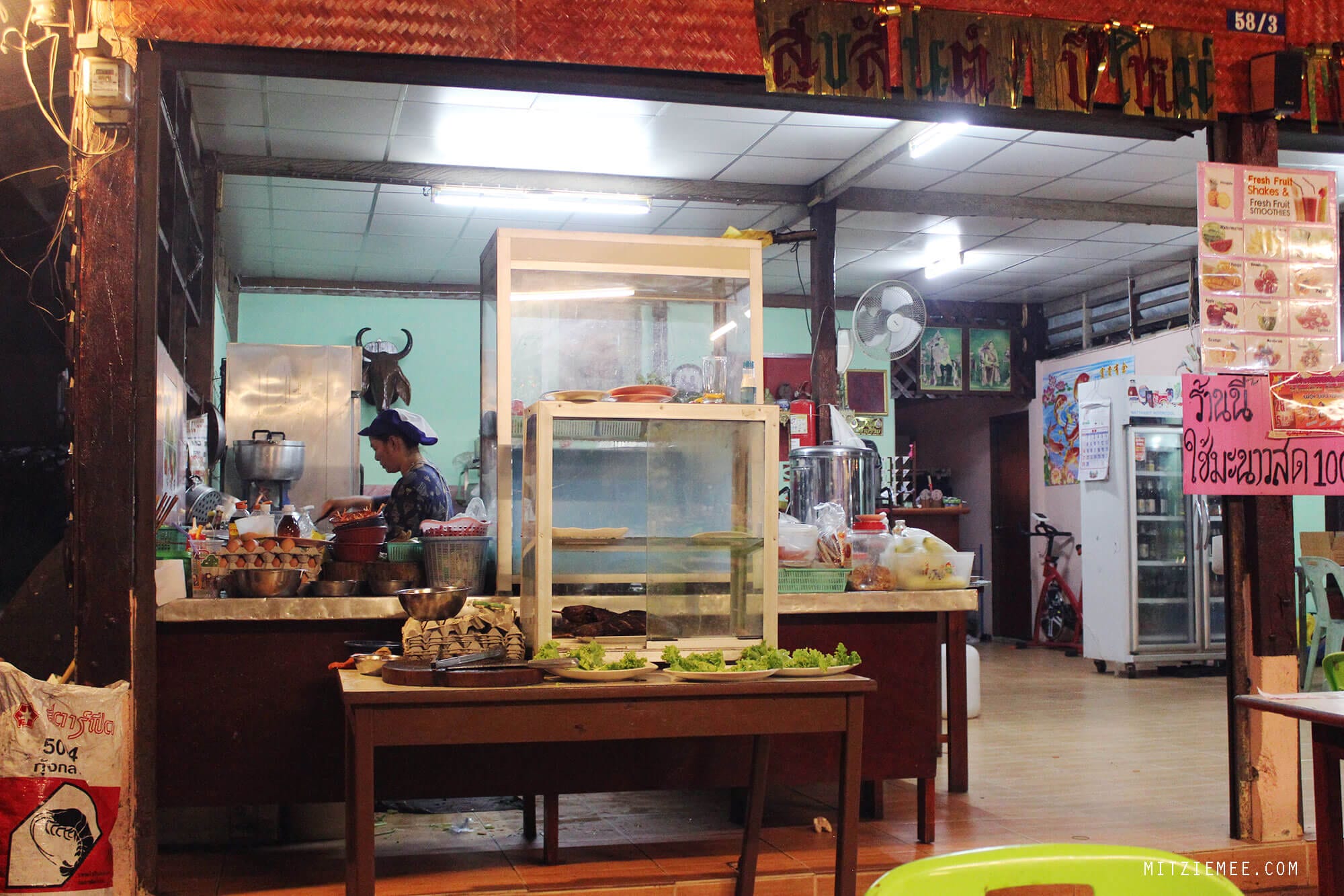 Esan Roysoaw, nice restaurant in Karon Beach, Phuket