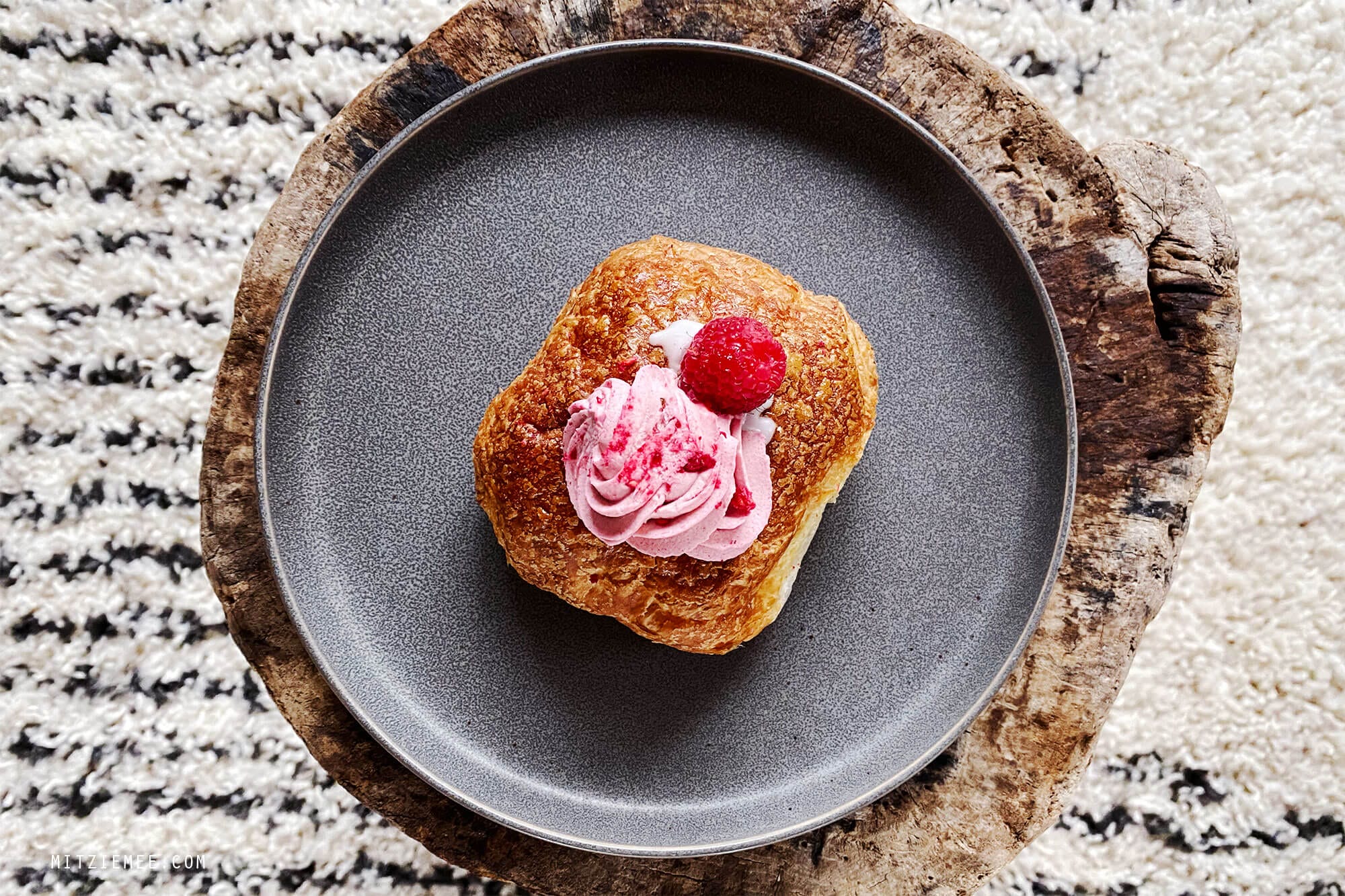 Danish Fastelavn bun at Ole & Steen, New York City
