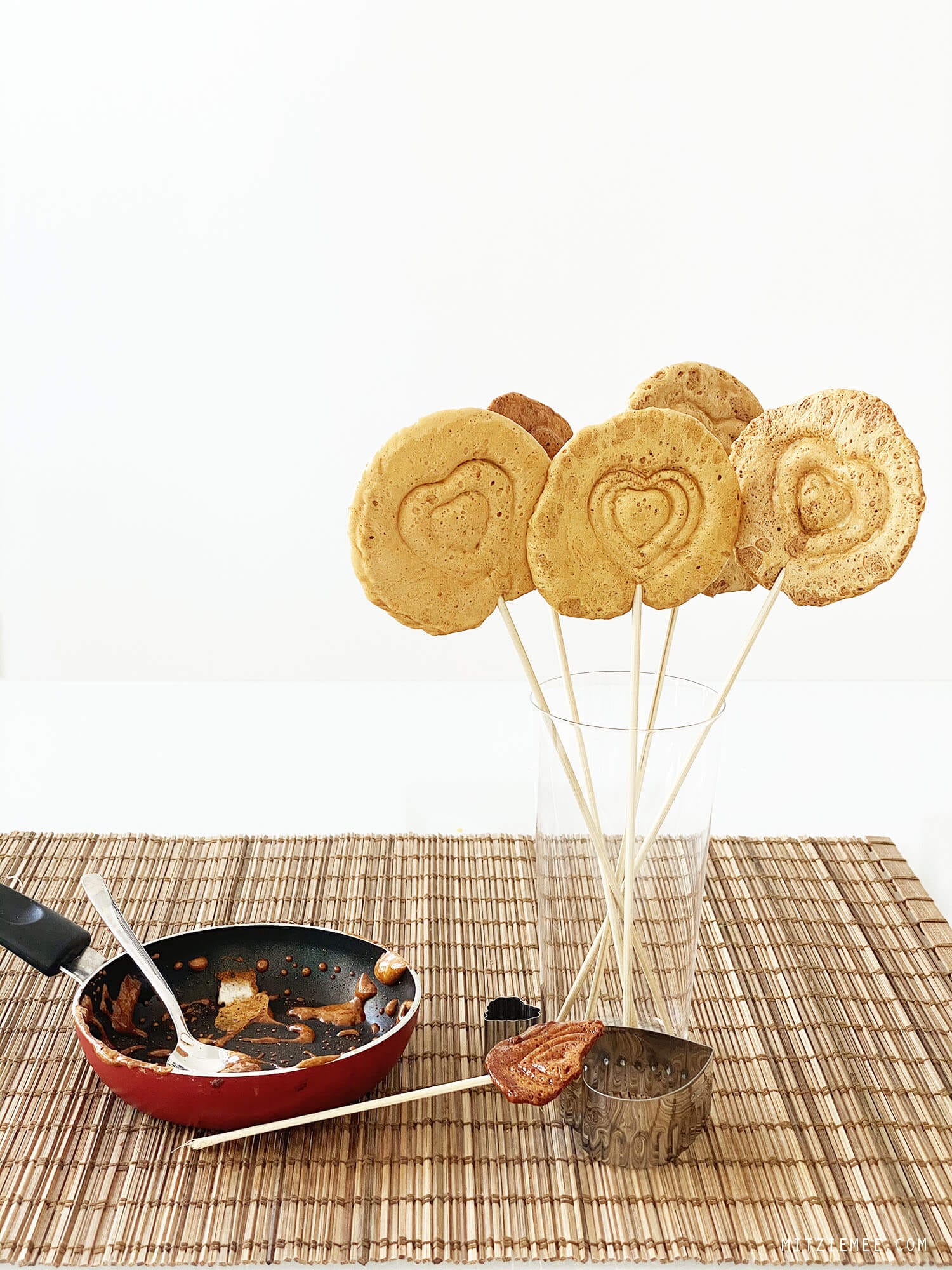Dalgona candy recipe