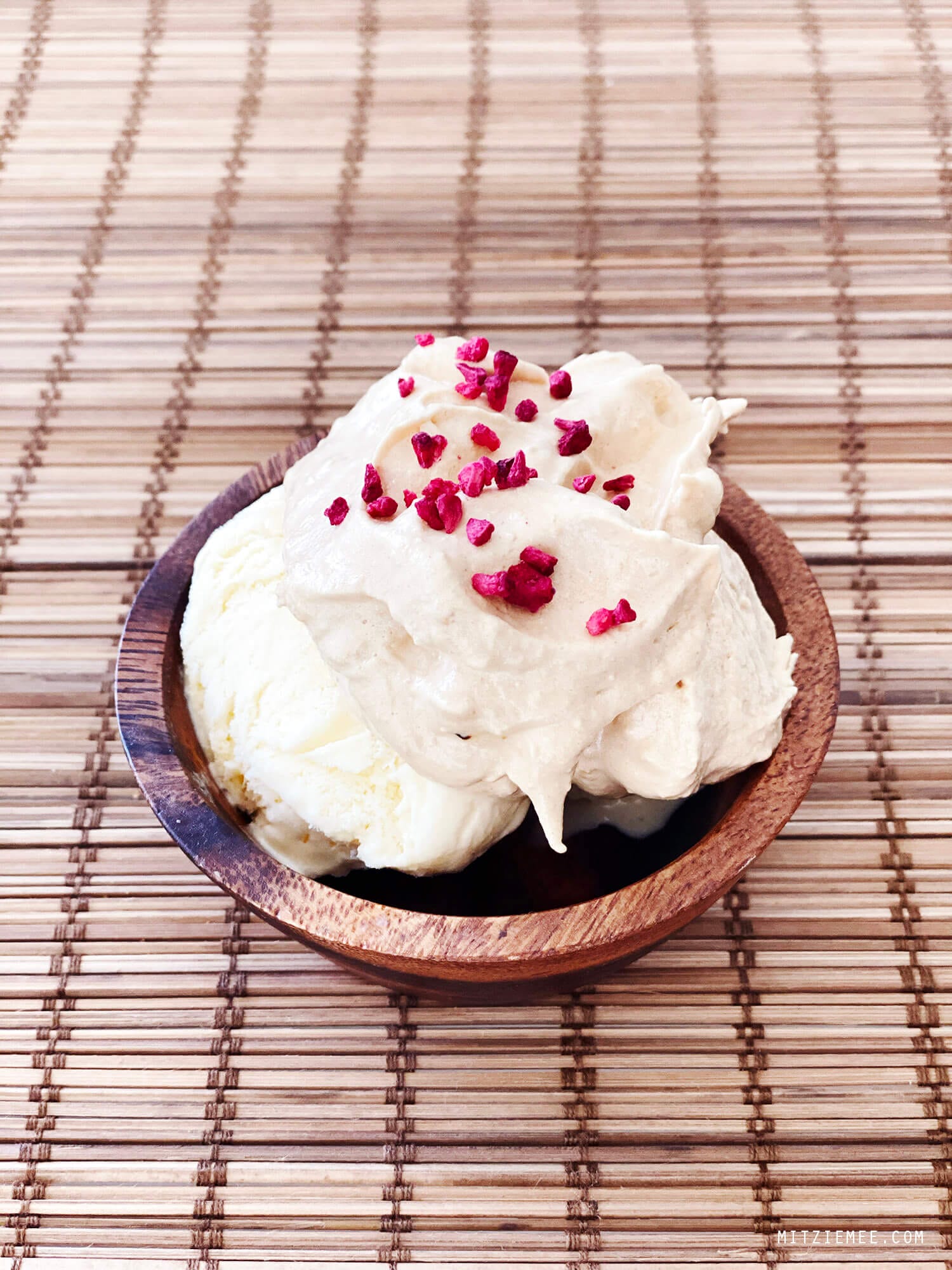 Guf, Danish Ice Cream Topping