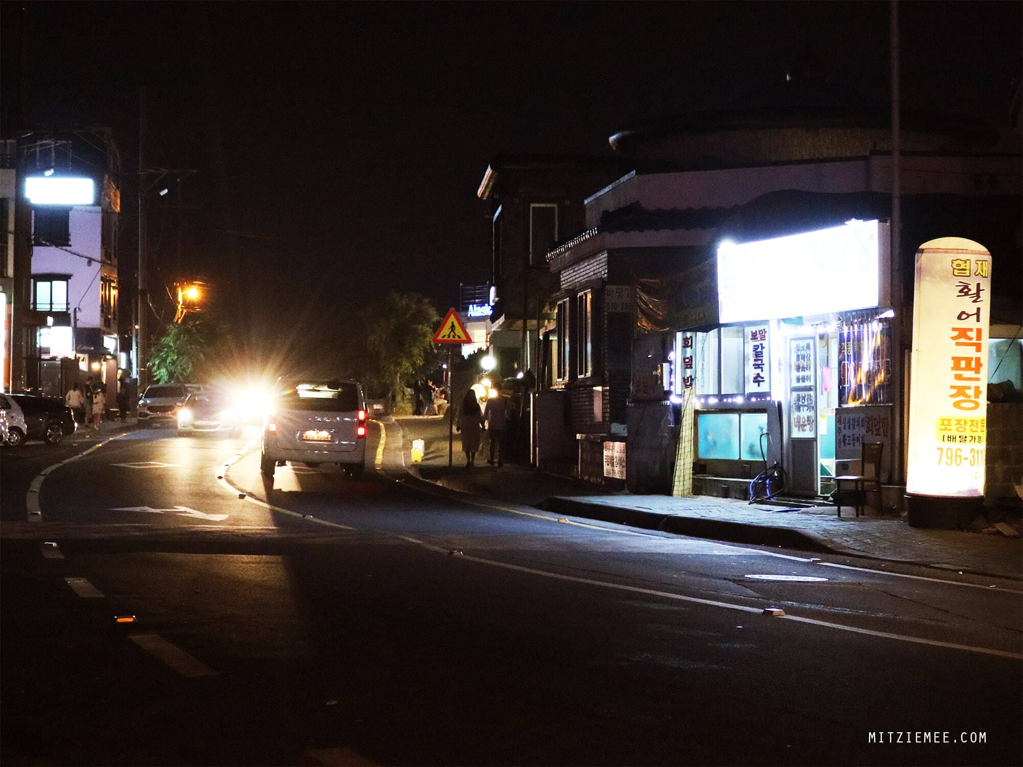 Casual seafood restaurant, Hyeopjae Beach, Jeju Island