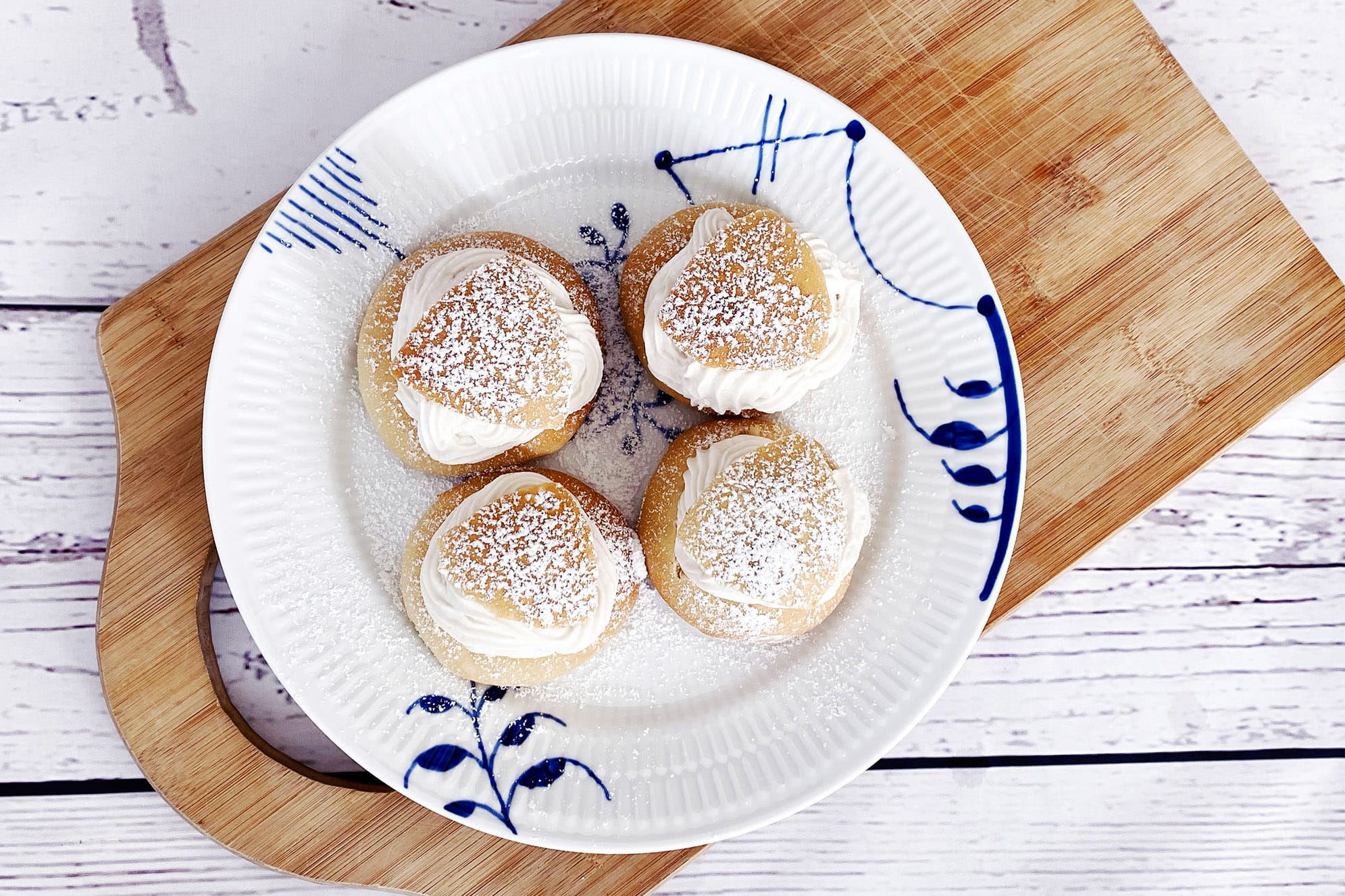 Recipe: Vegan Swedish Semlor
