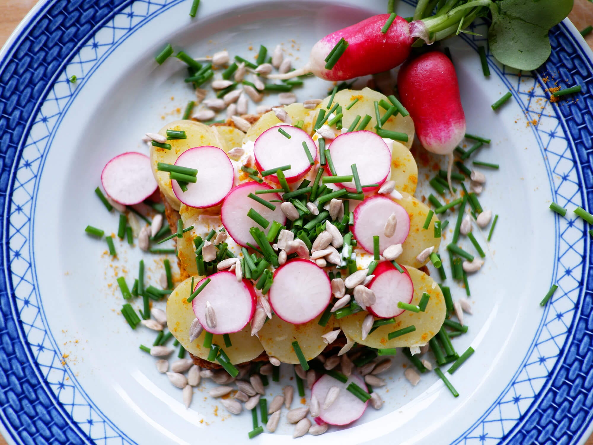 Recipe - Kartoffelmad - Danish open-faced potato sandwich