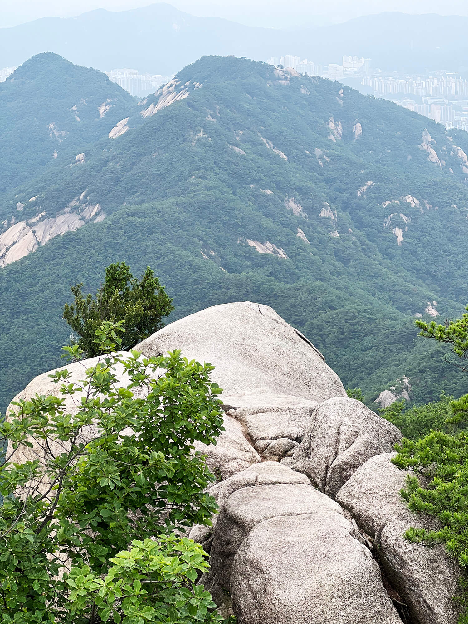 Seoul: Suraksan - A hike to the top