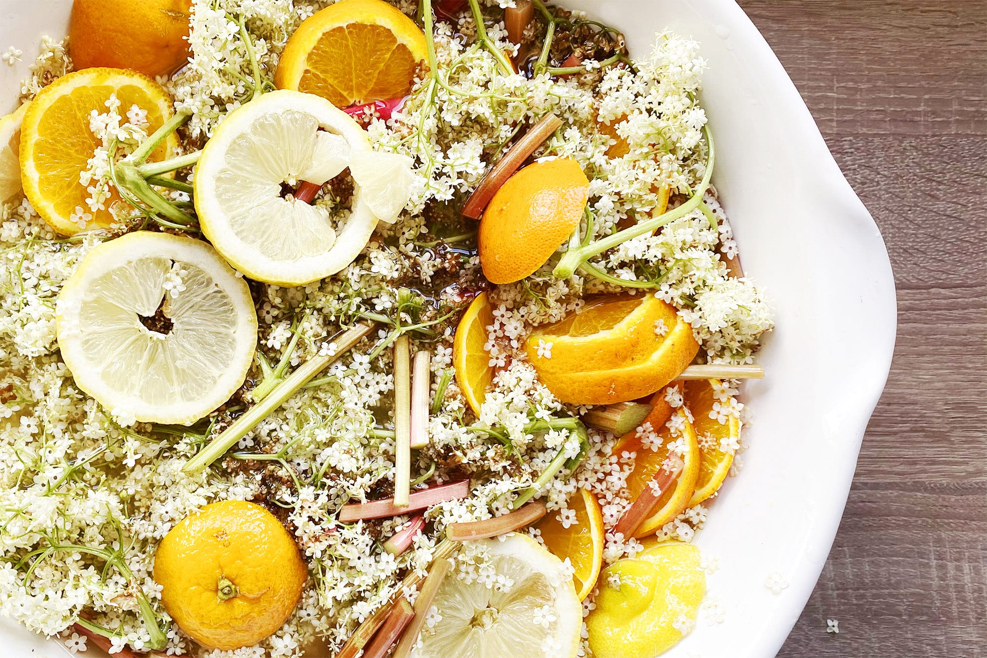 Recipe: My mom's elderflower syrup
