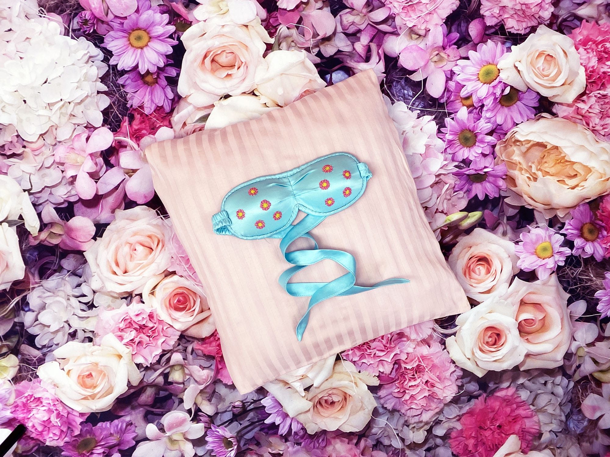 This could be the best sleep mask ever – Silk contoured sleep mask
