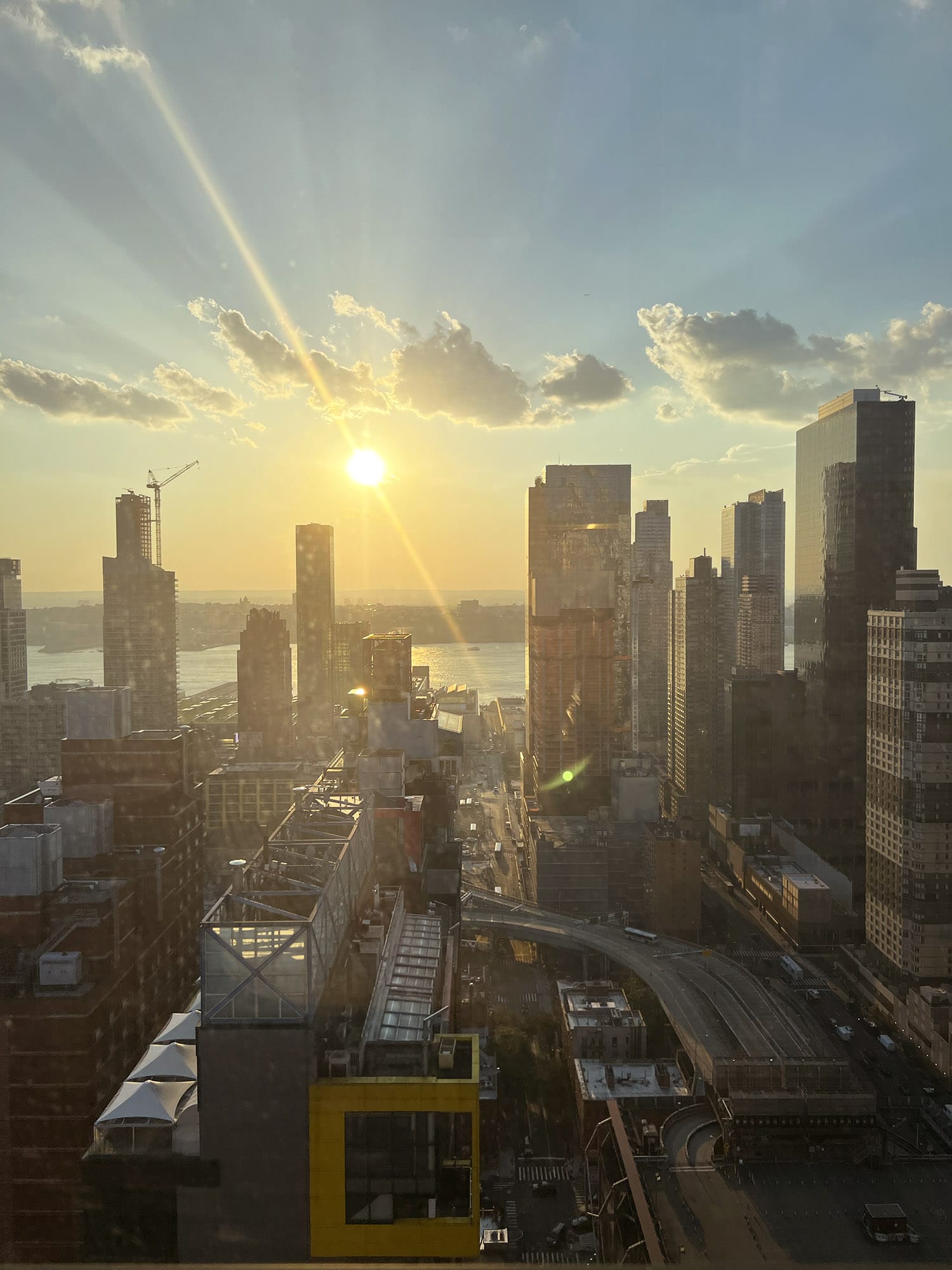 NYC: Dear Irving on Hudson - Drinks with a view
