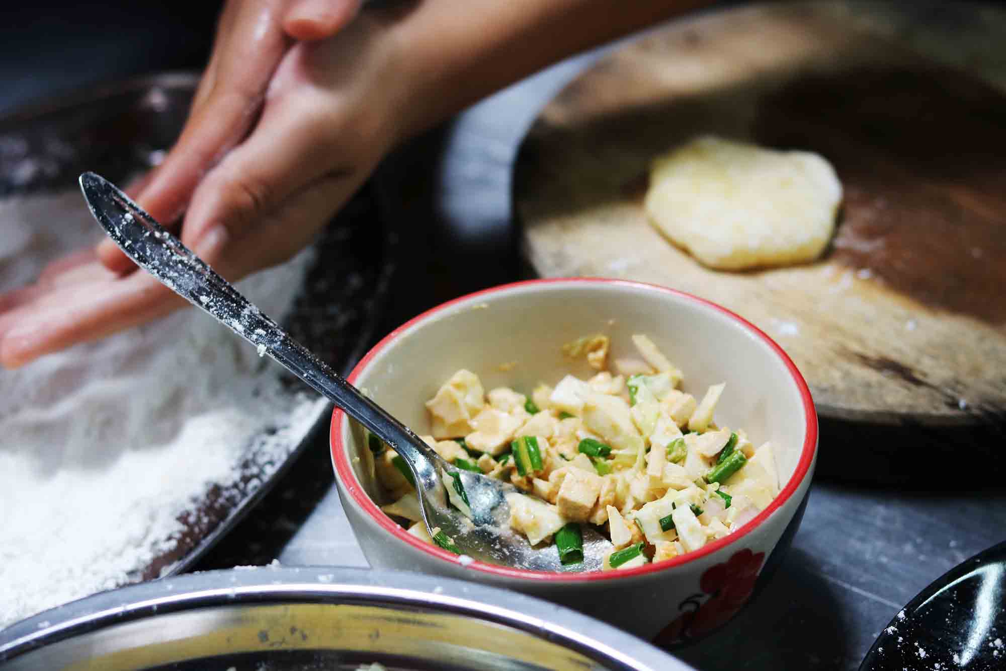 Recipe: Burmese Potato dumplings (aloo ket tha late kyaw)