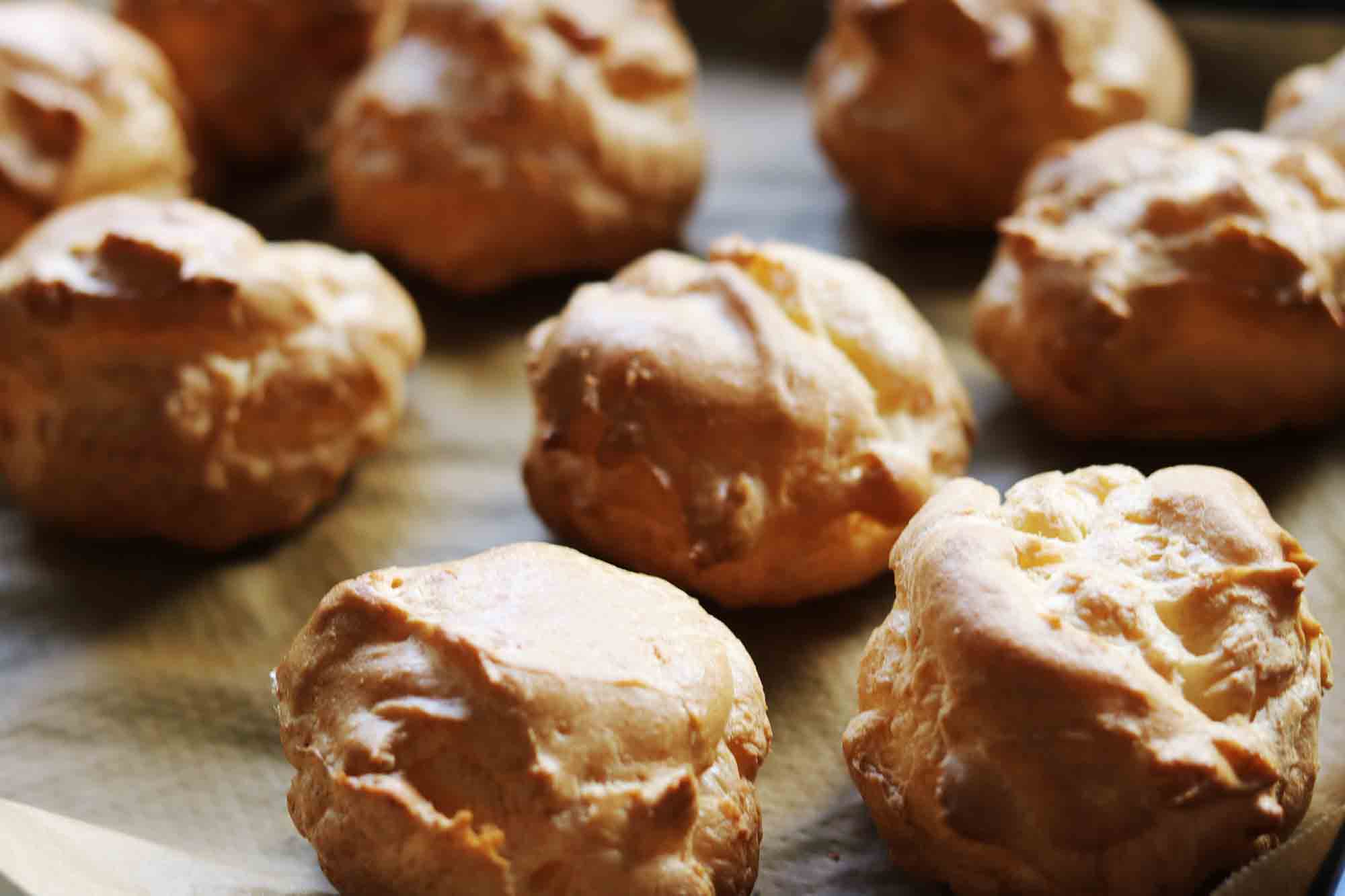 Recipe: Vandbakkelser - Danish Cream Puffs