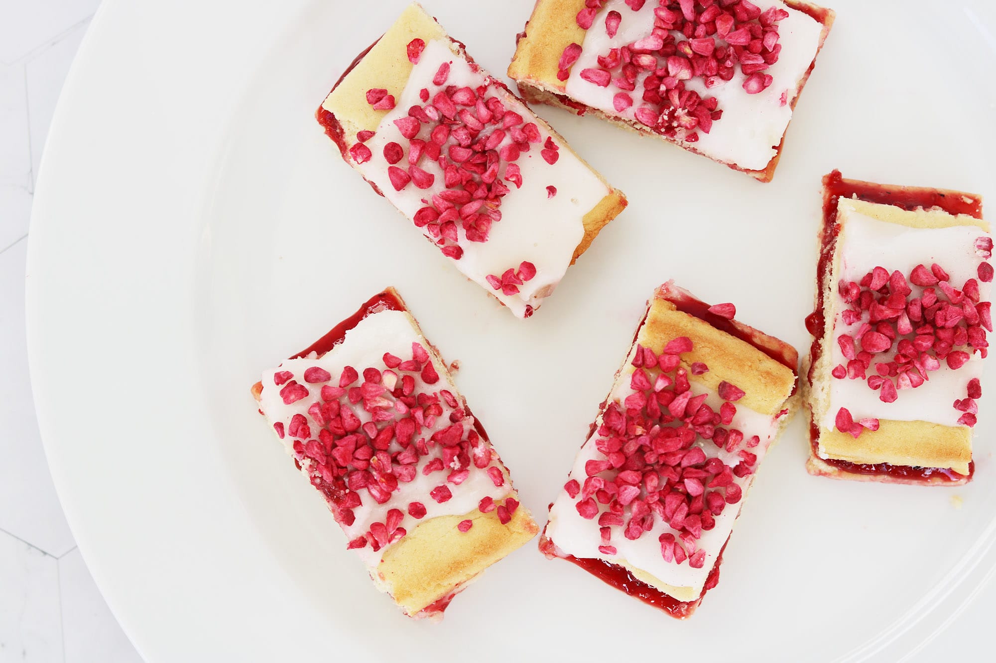 Recipe: Danish Hindbærsnitter