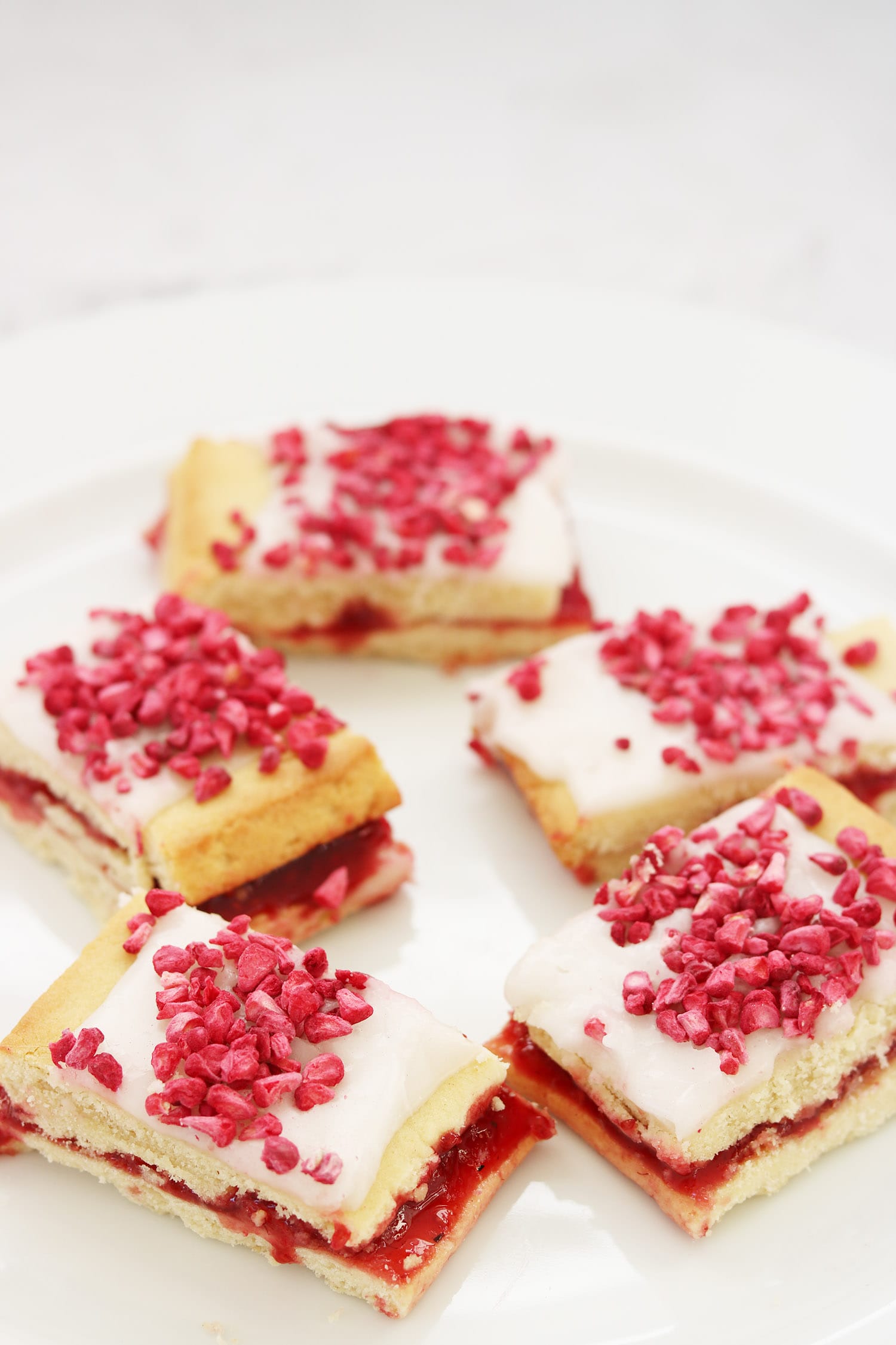 Recipe: Danish Hindbærsnitter