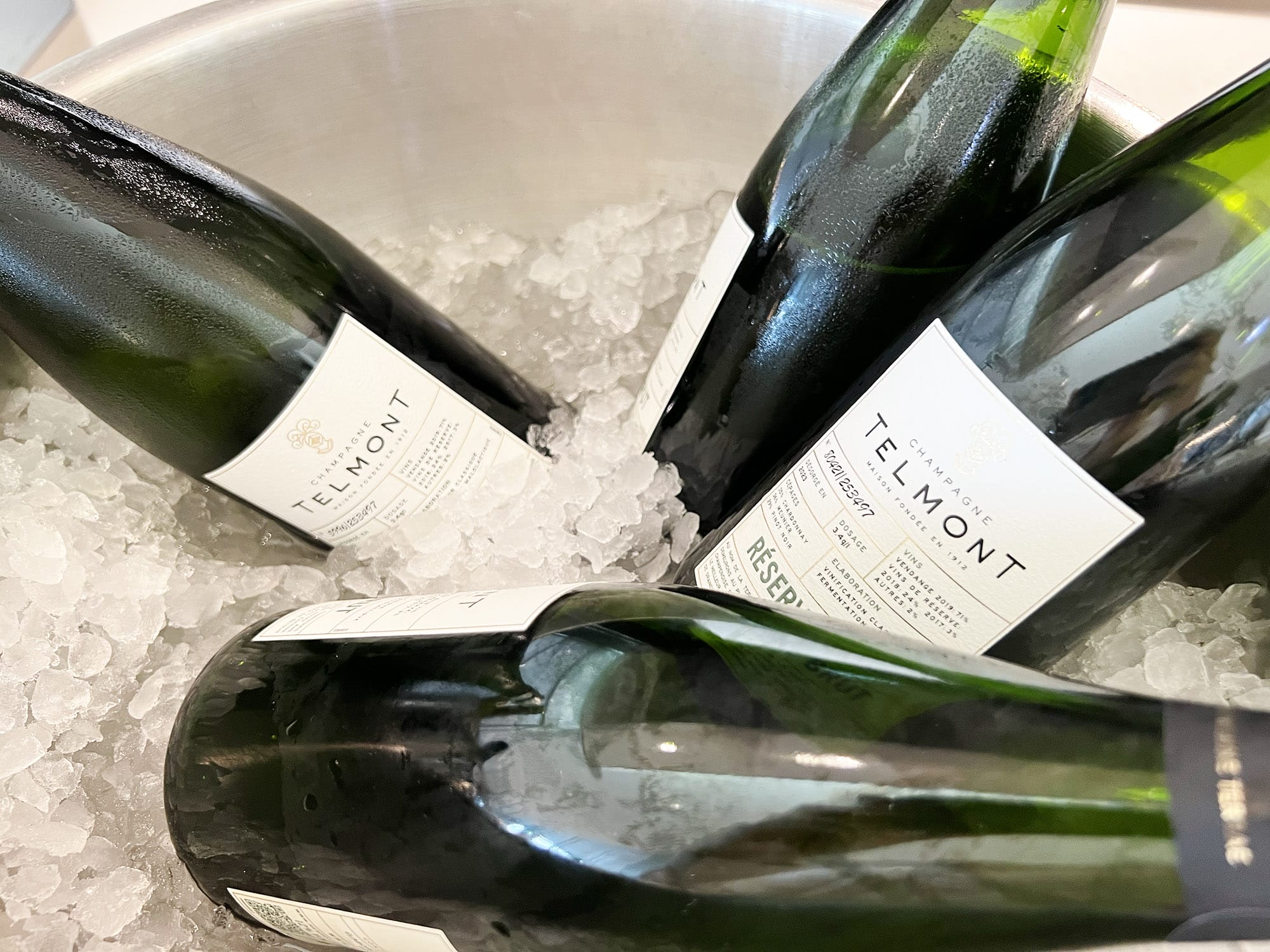 Paris CDG: The Air France Lounge at Terminal 2E, Hall L