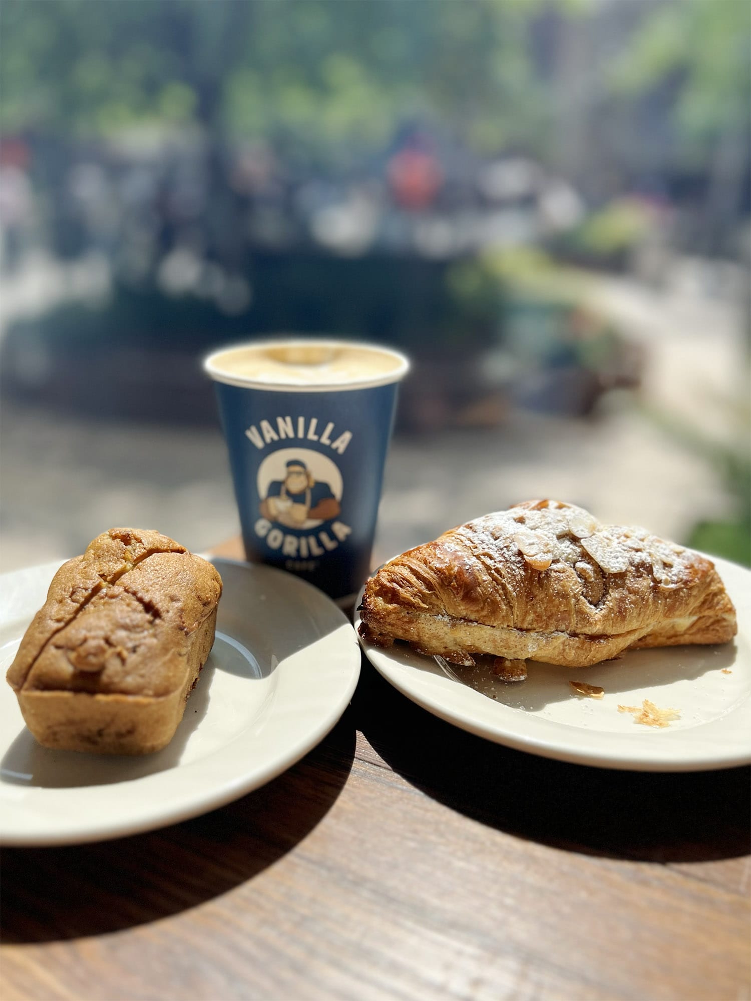 Vanilla Gorilla, New York Cafe