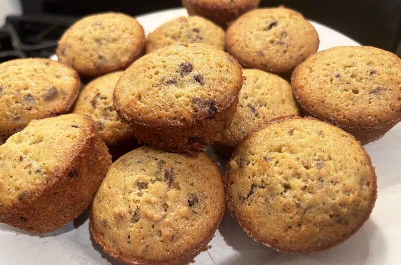 Recipe: Banana Muffins with chocolate and walnuts