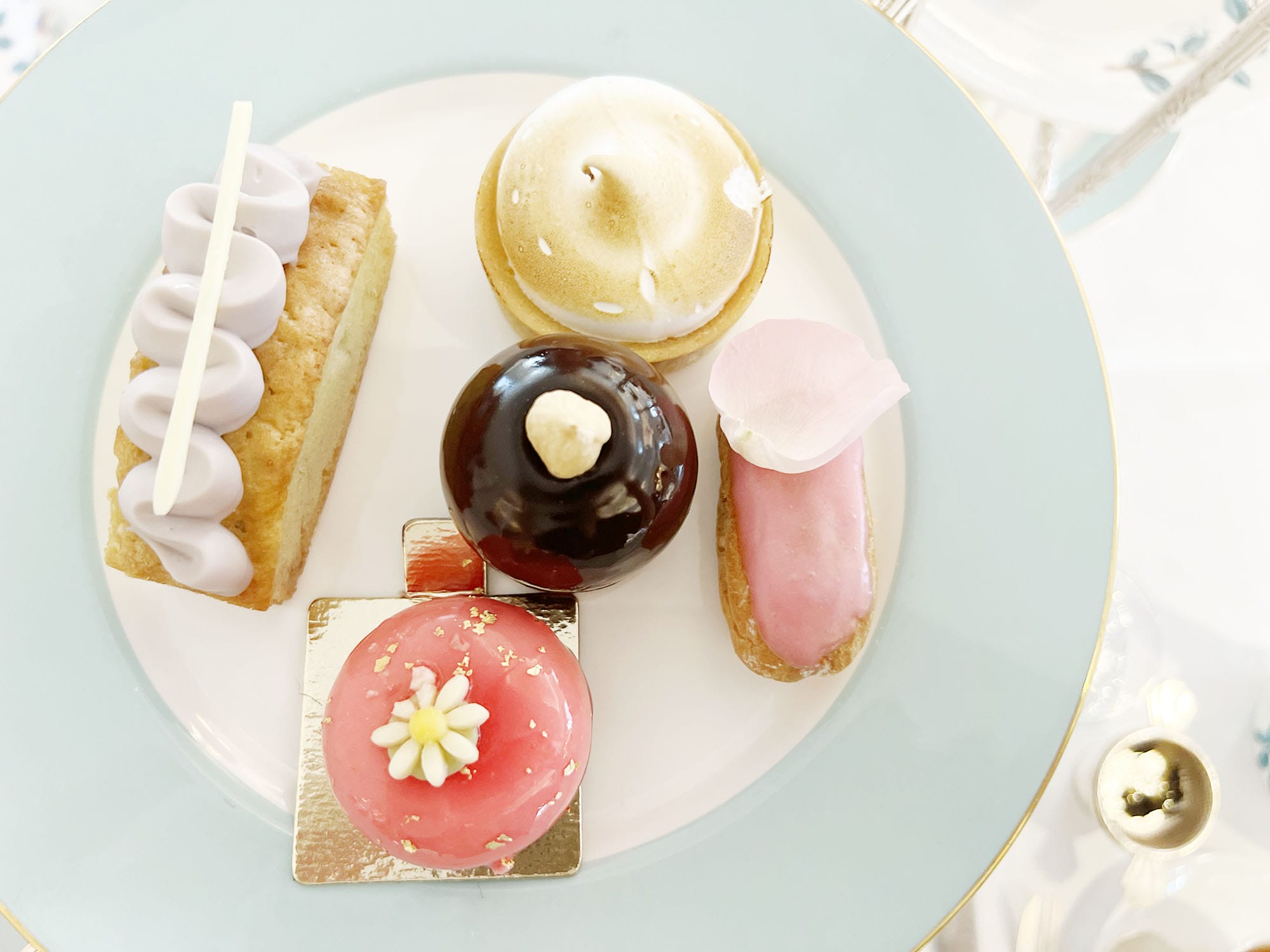 London: Afternoon Tea at Fortnum & Mason – The Diamond Jubilee Tea Salon