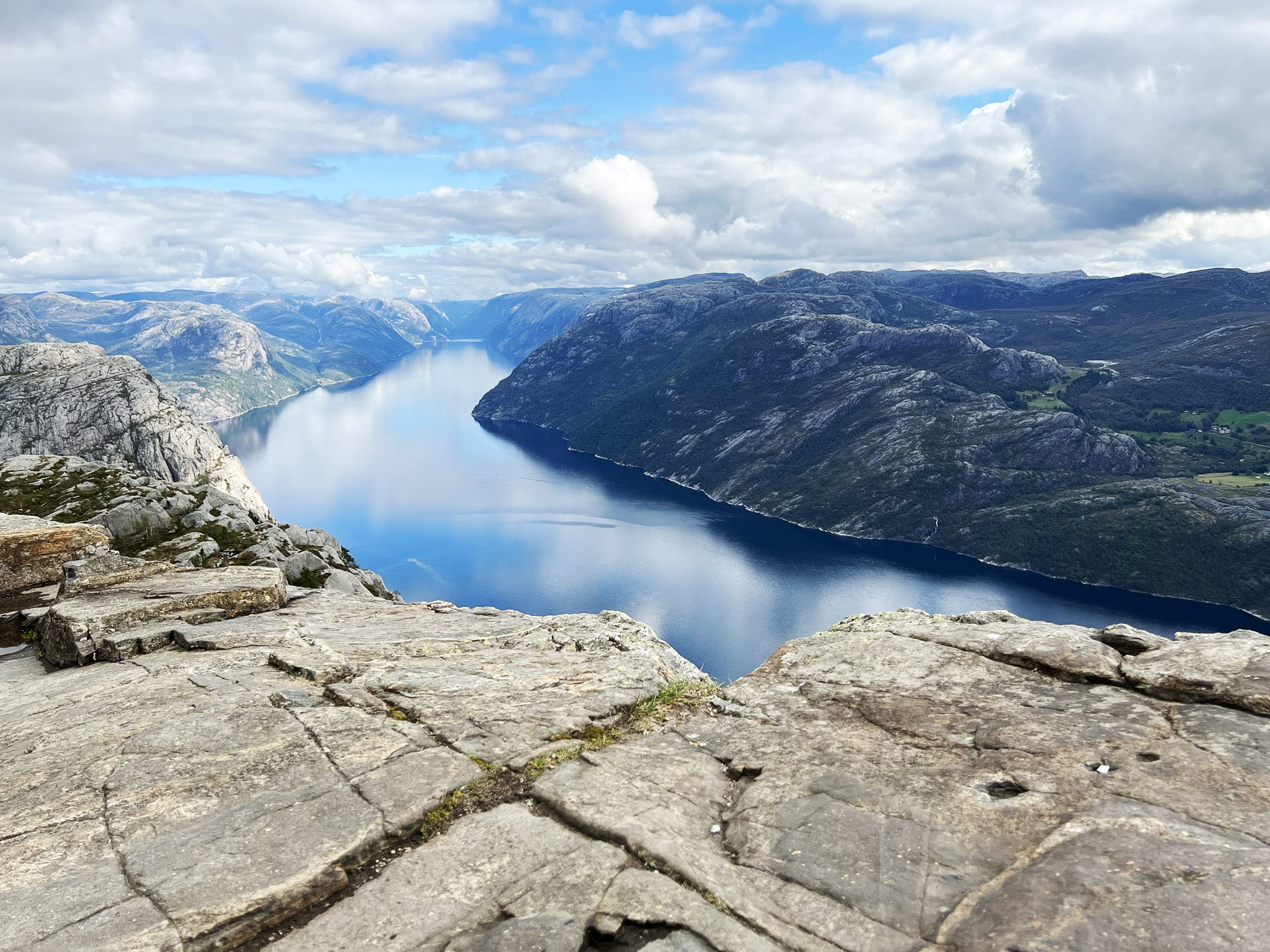 Norway: My Guide to Preikestolen – All you need to know