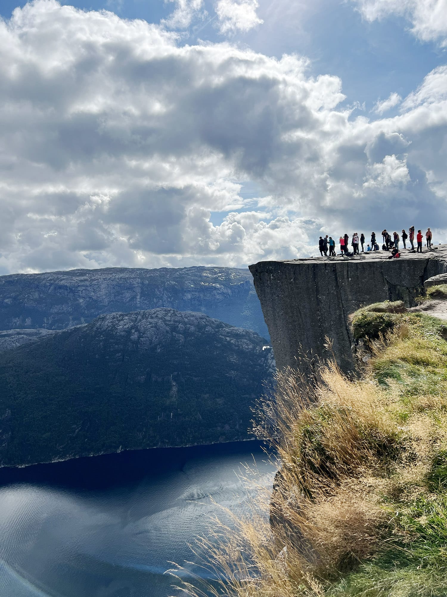 Norway: My Guide to Preikestolen – All you need to know