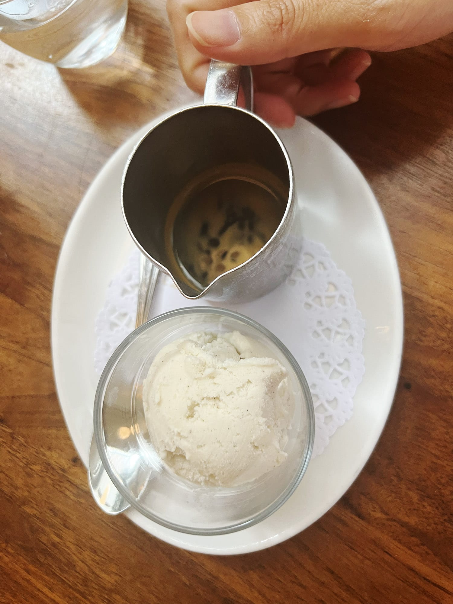 Recipe: Affogato – When Vanilla Gelato Meets Espresso