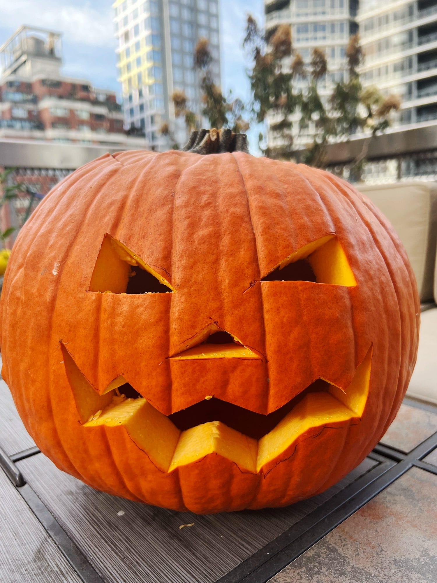 A Simple Guide to the Perfect Halloween Pumpkin