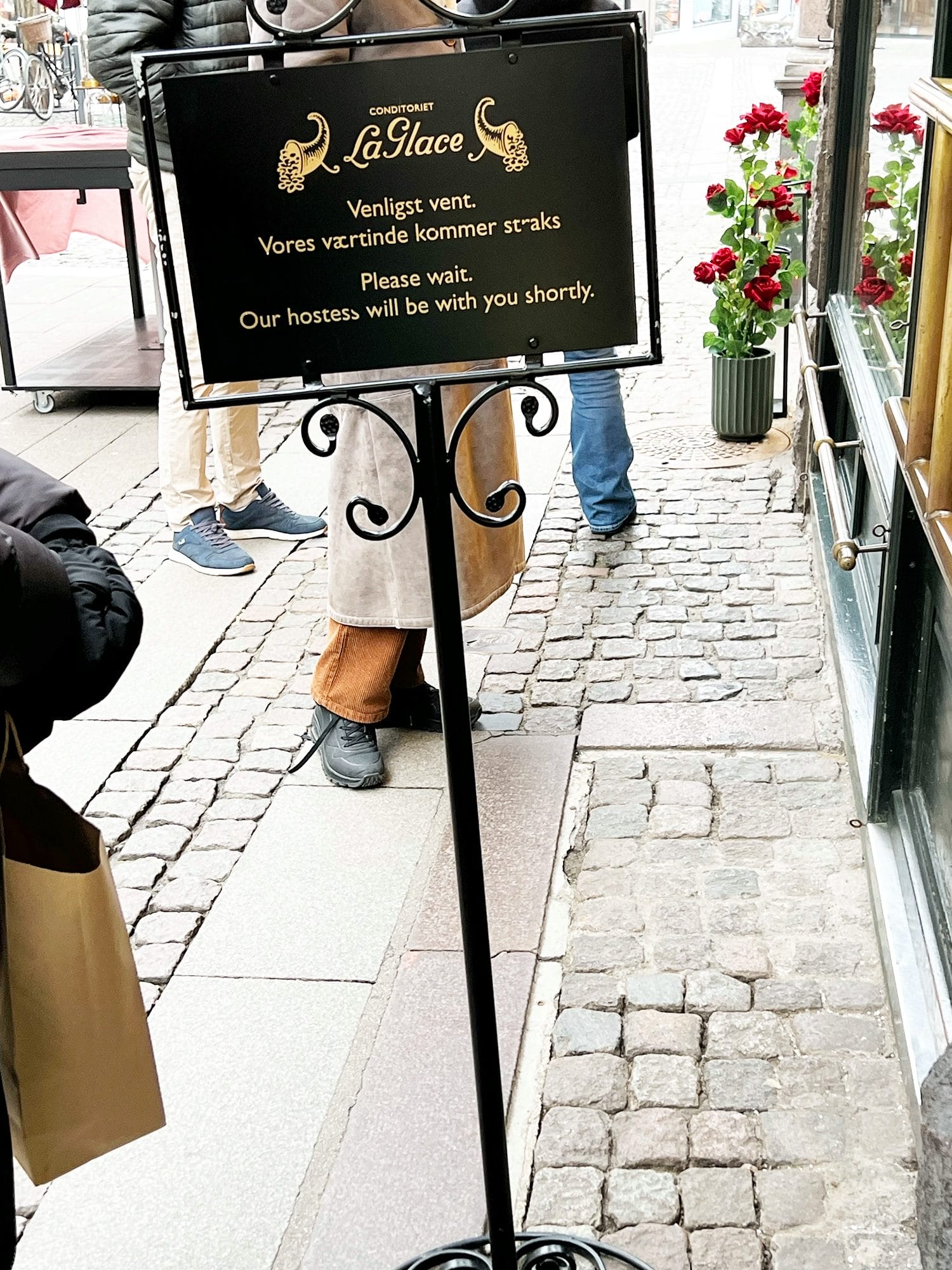 Copenhagen: La Glace - Sportskage and Hot Chocolate