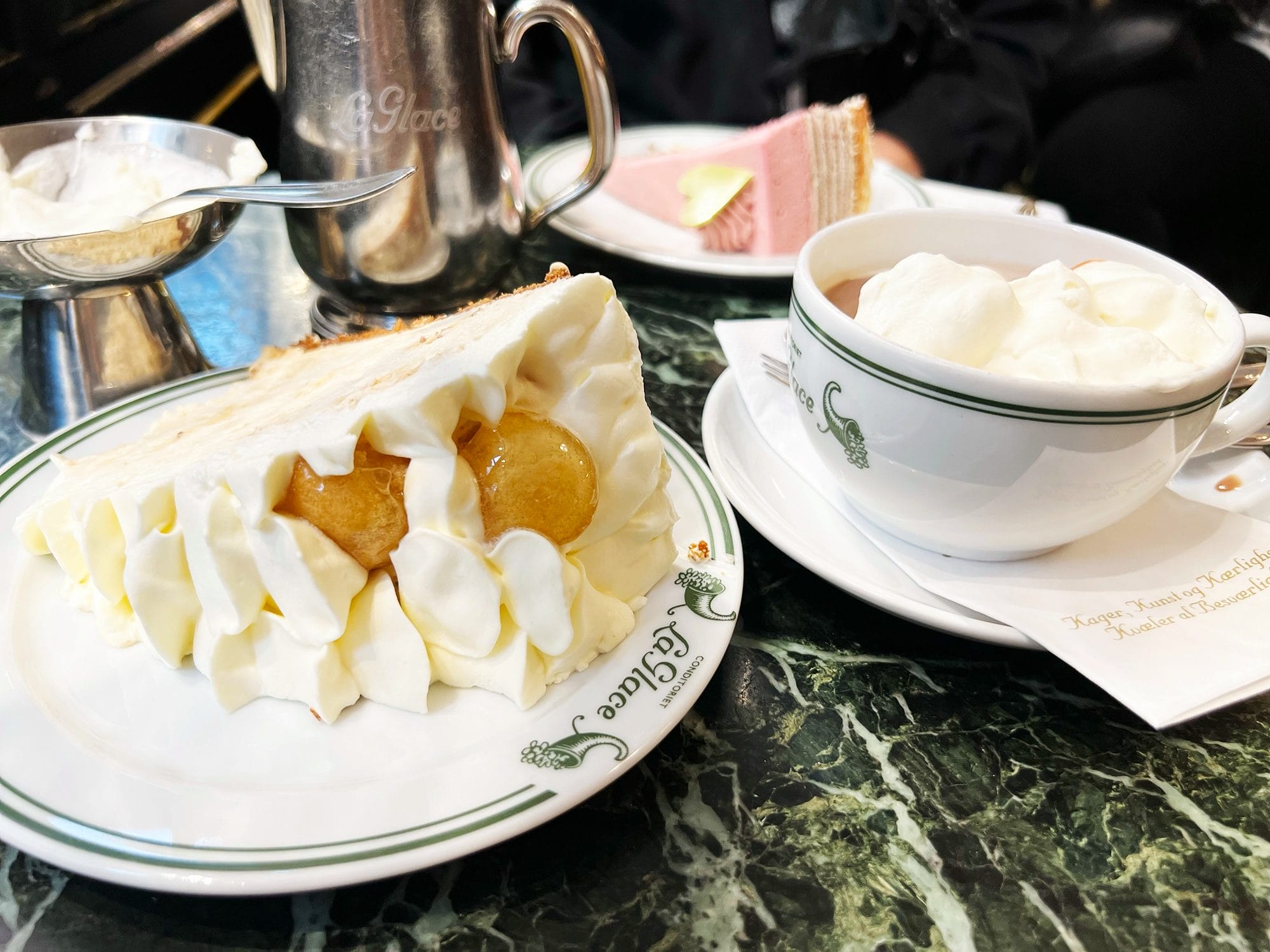 Copenhagen: La Glace - Sportskage and Hot Chocolate